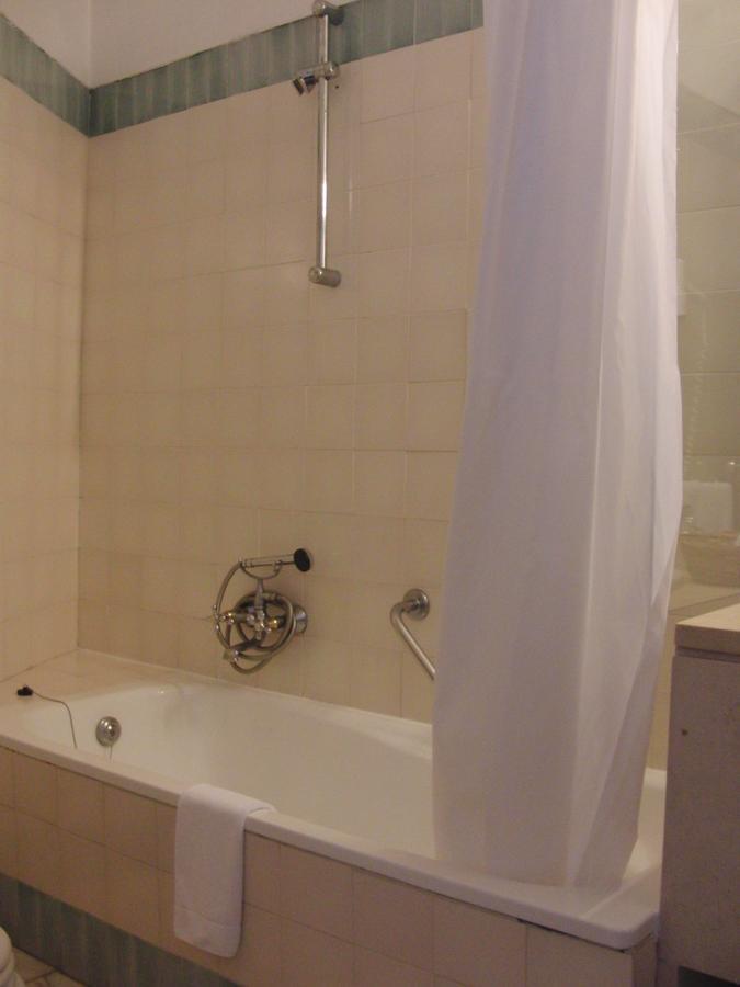 Quarto Twin com Varanda